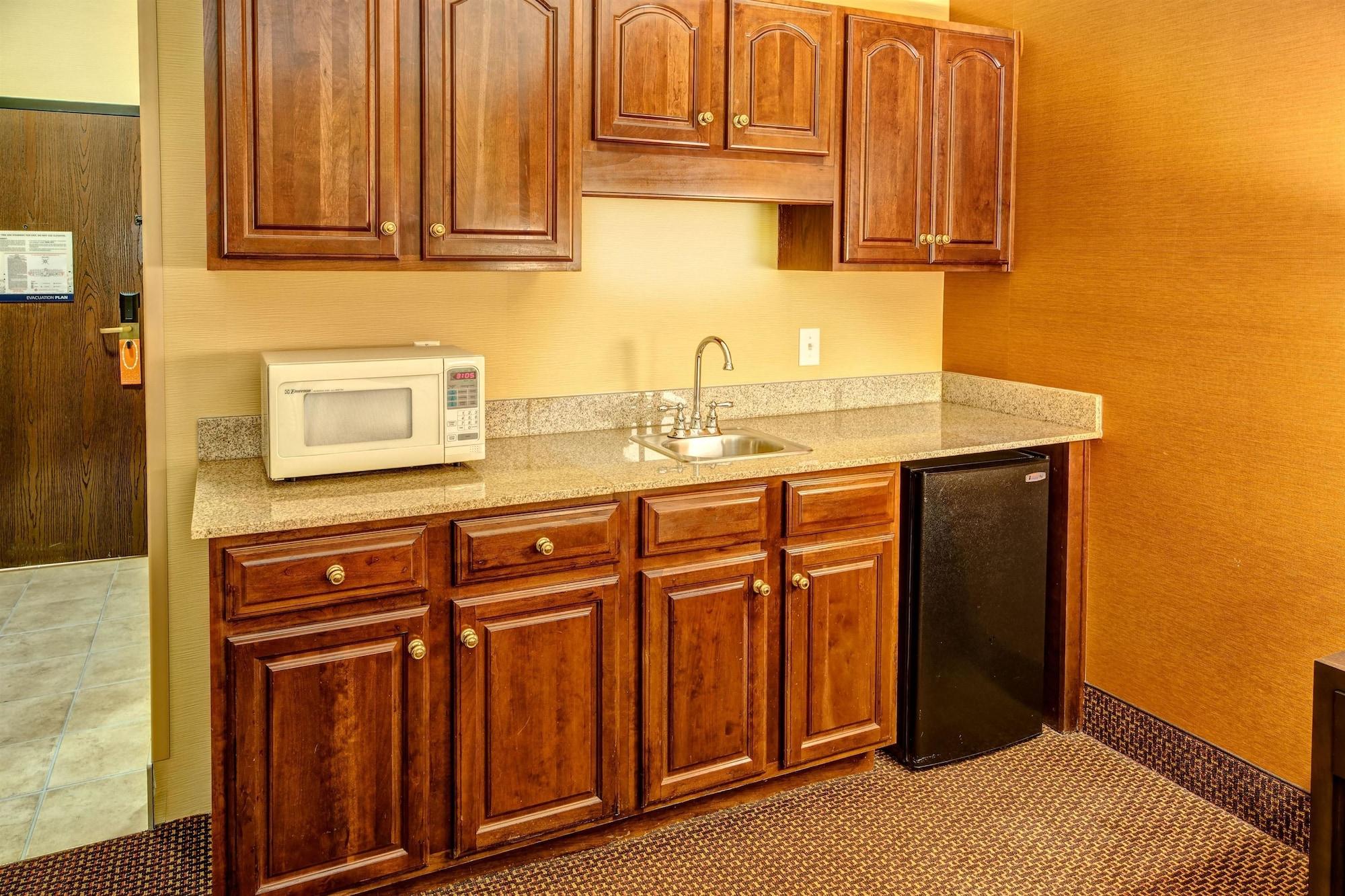 Hampton Inn Johnstown Geistown Bagian luar foto