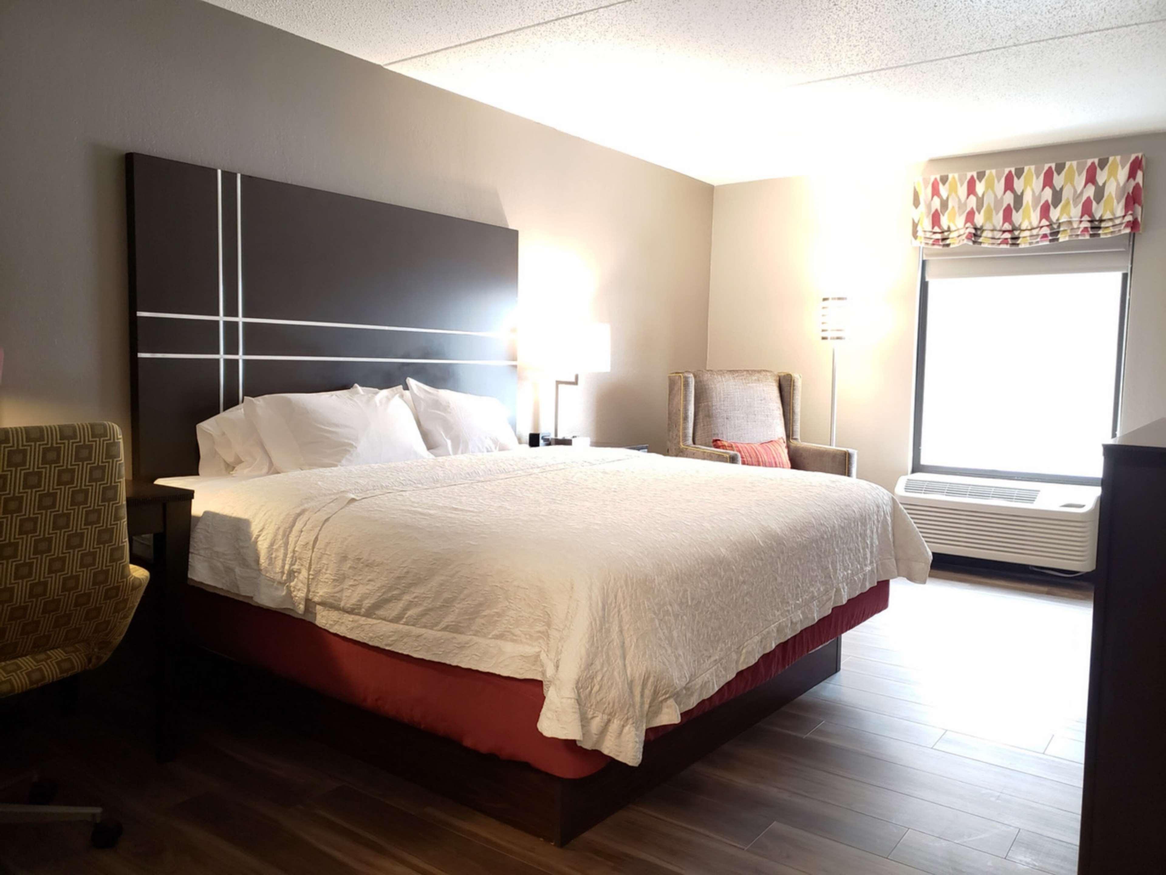 Hampton Inn Johnstown Geistown Bagian luar foto