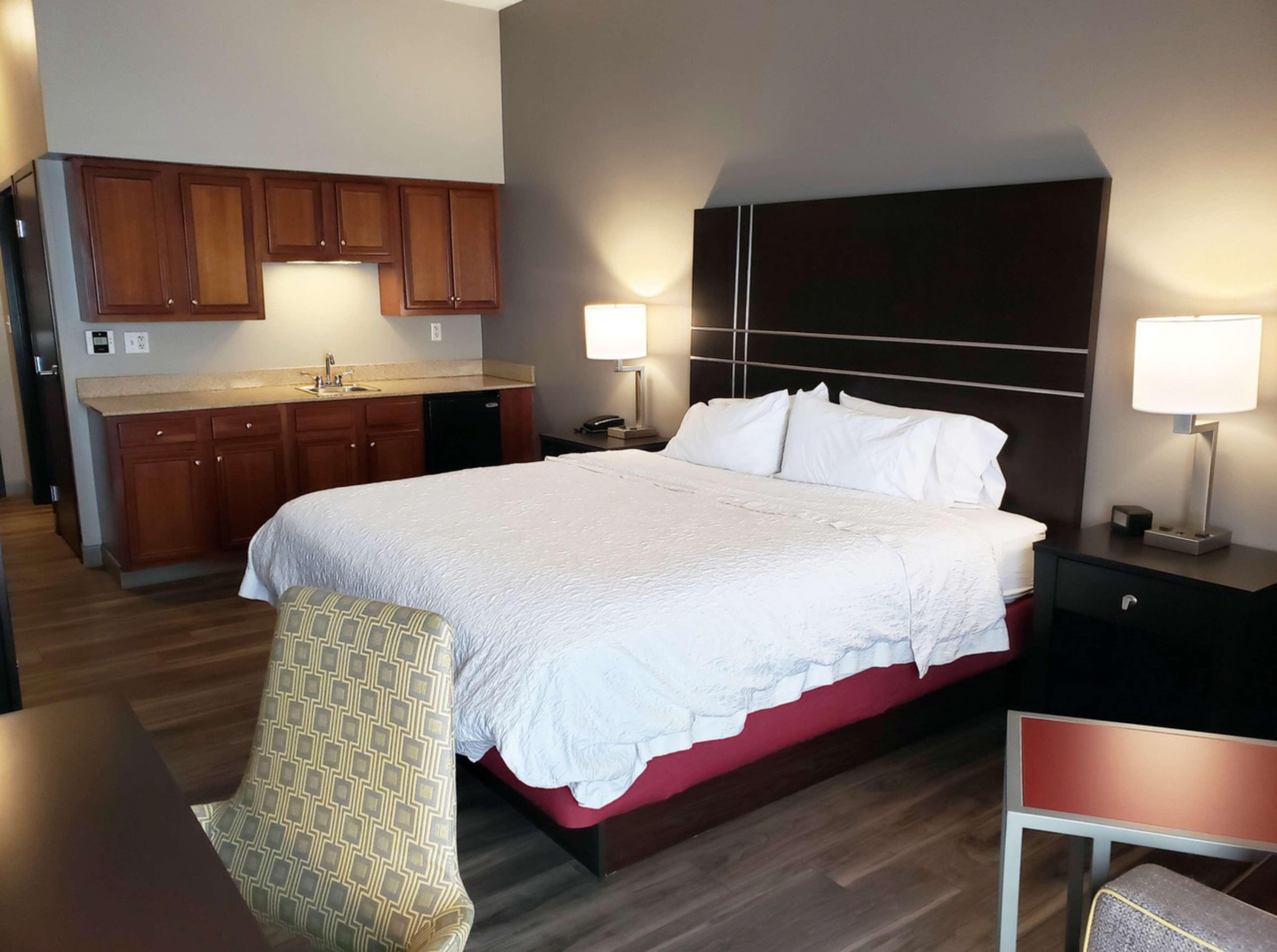 Hampton Inn Johnstown Geistown Bagian luar foto
