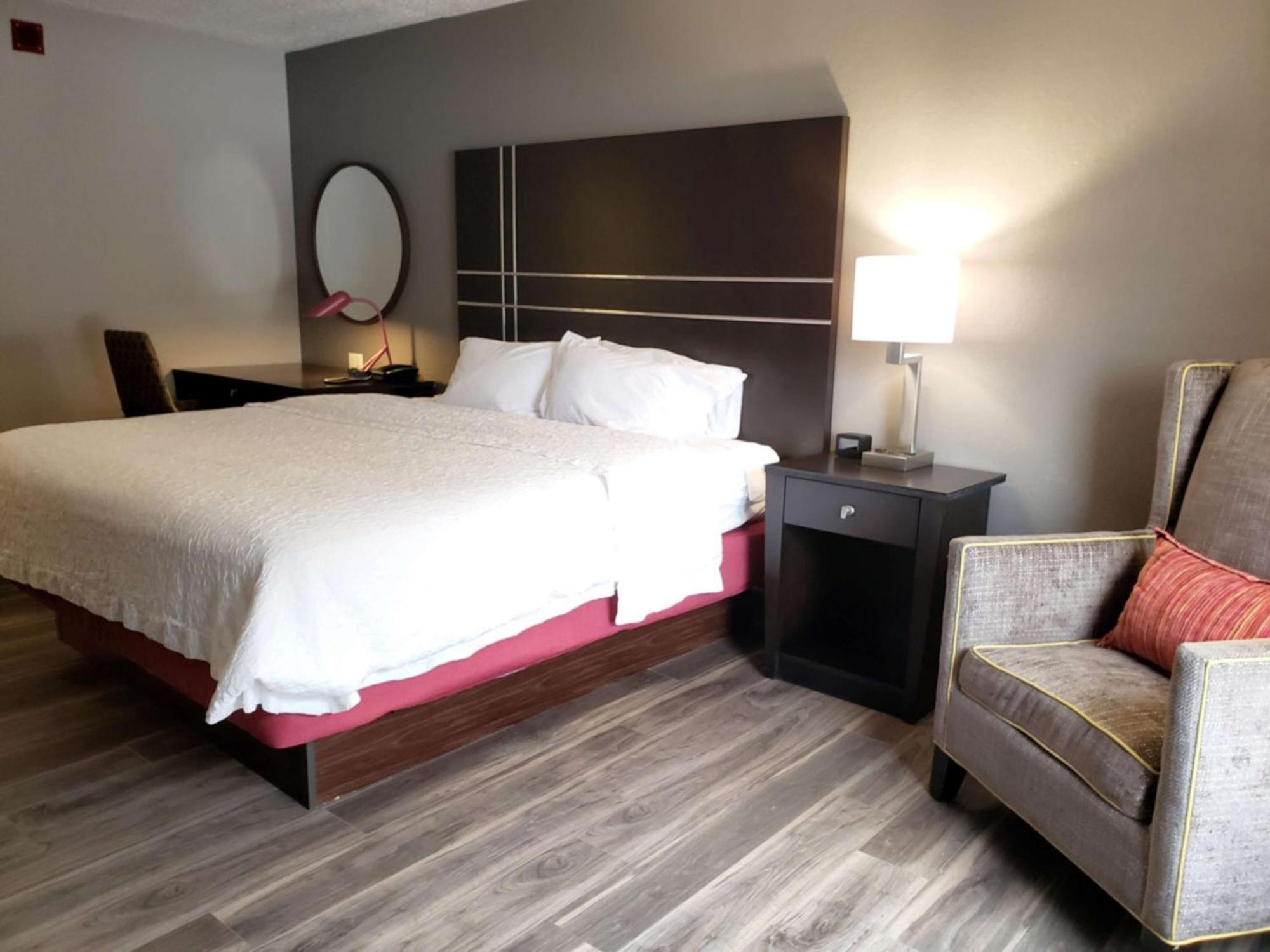 Hampton Inn Johnstown Geistown Bagian luar foto