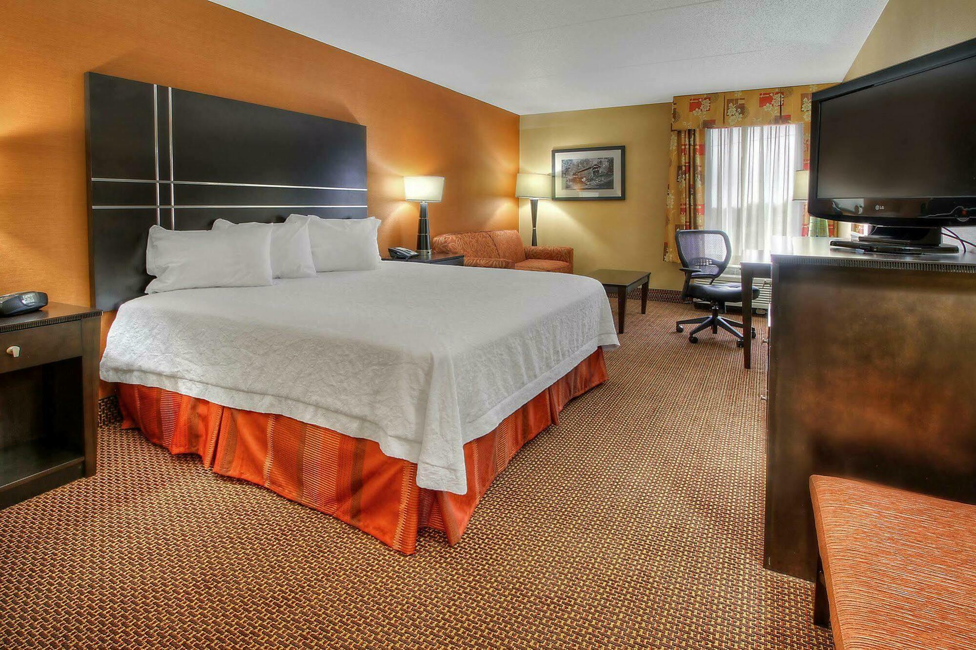 Hampton Inn Johnstown Geistown Bagian luar foto