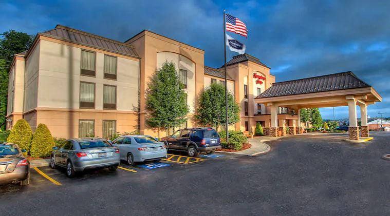 Hampton Inn Johnstown Geistown Bagian luar foto